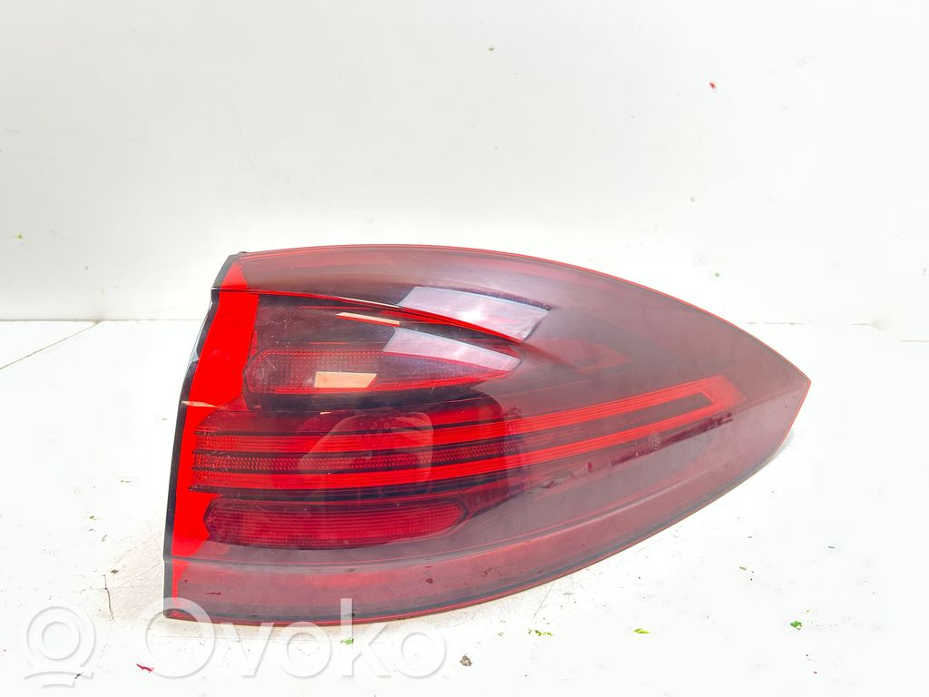 Porsche Cayenne (92A) Lampa tylna 