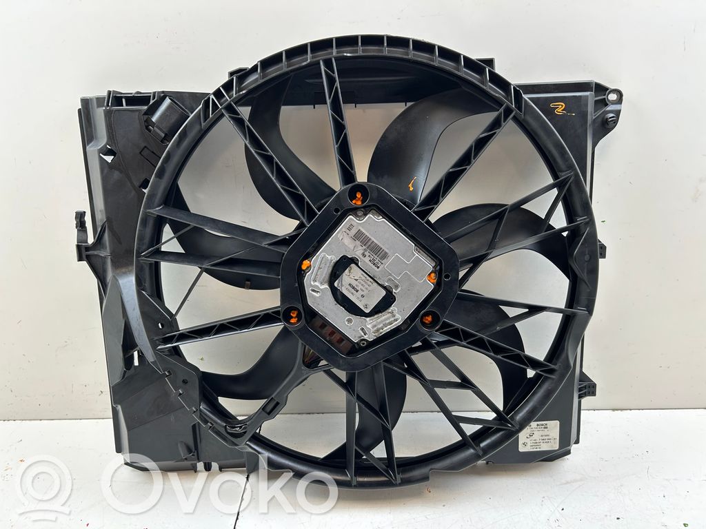 BMW 3 E90 E91 Elektrisks radiatoru ventilators 