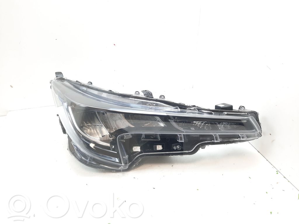 Scheinwerfer   8111002S60