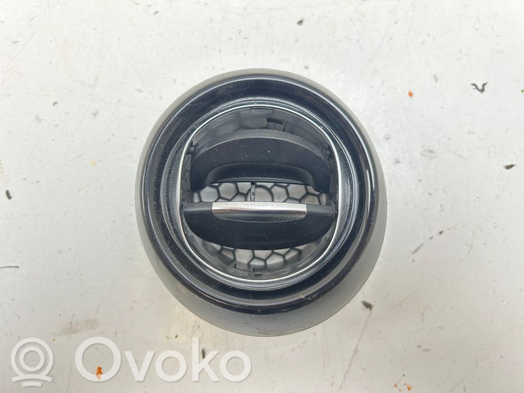 Renault Clio IV Grille d'aération centrale 