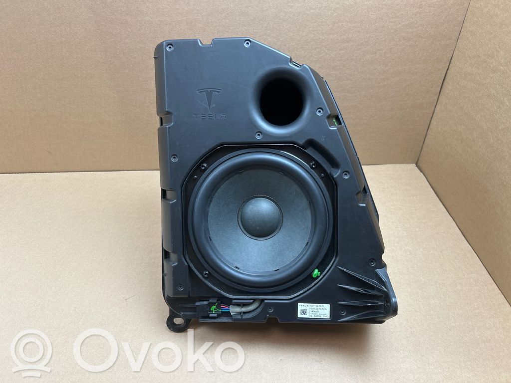Tesla Model Y Altavoz subwoofer 