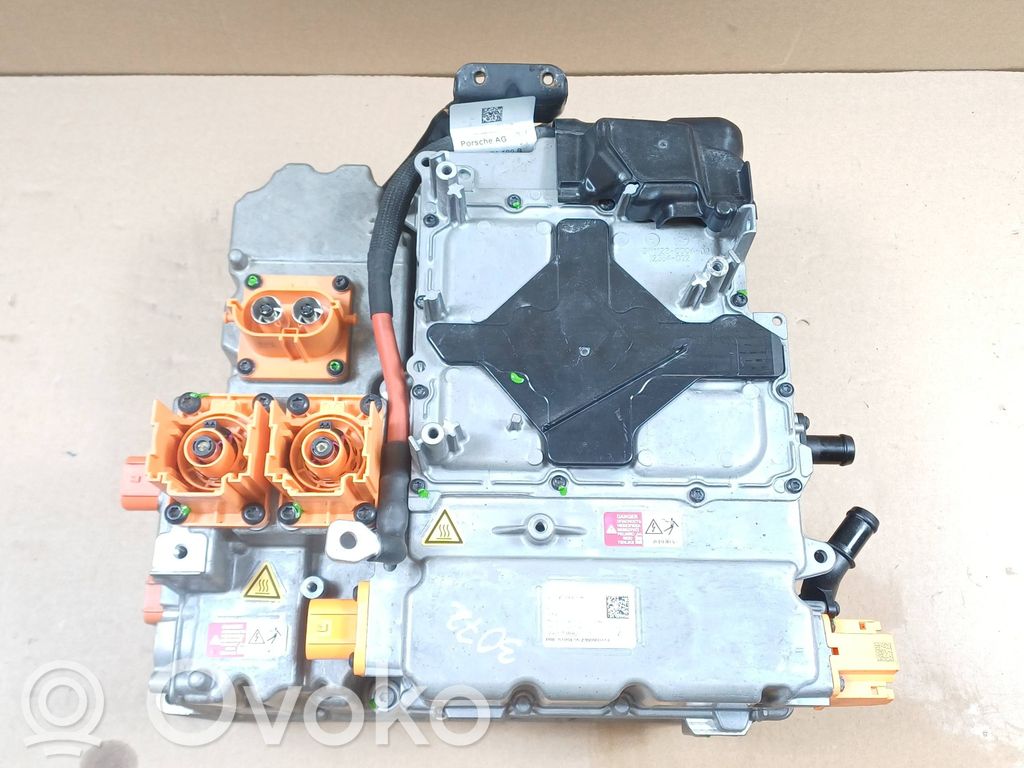Porsche Taycan 9J1 Inversor/convertidor de voltaje 