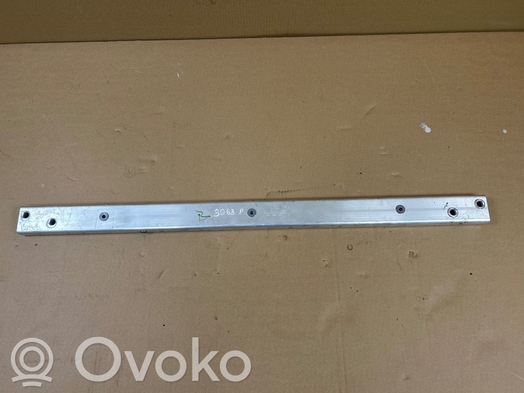 Panel mocowanie chłodnicy / dół   9J1806303