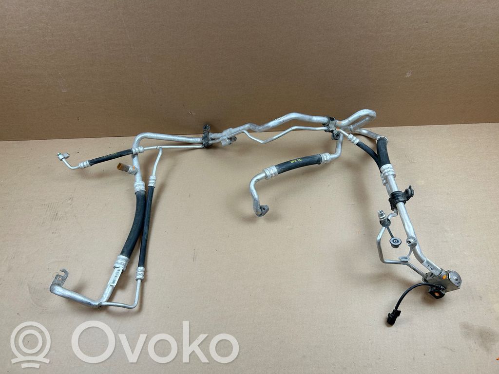 Tesla Model S Air conditioning (A/C) pipe/hose 