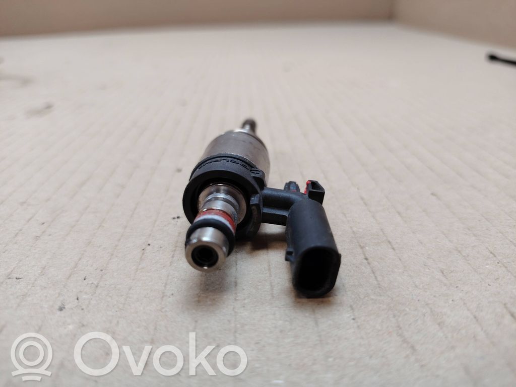 Volkswagen Golf VII Inyector de combustible 