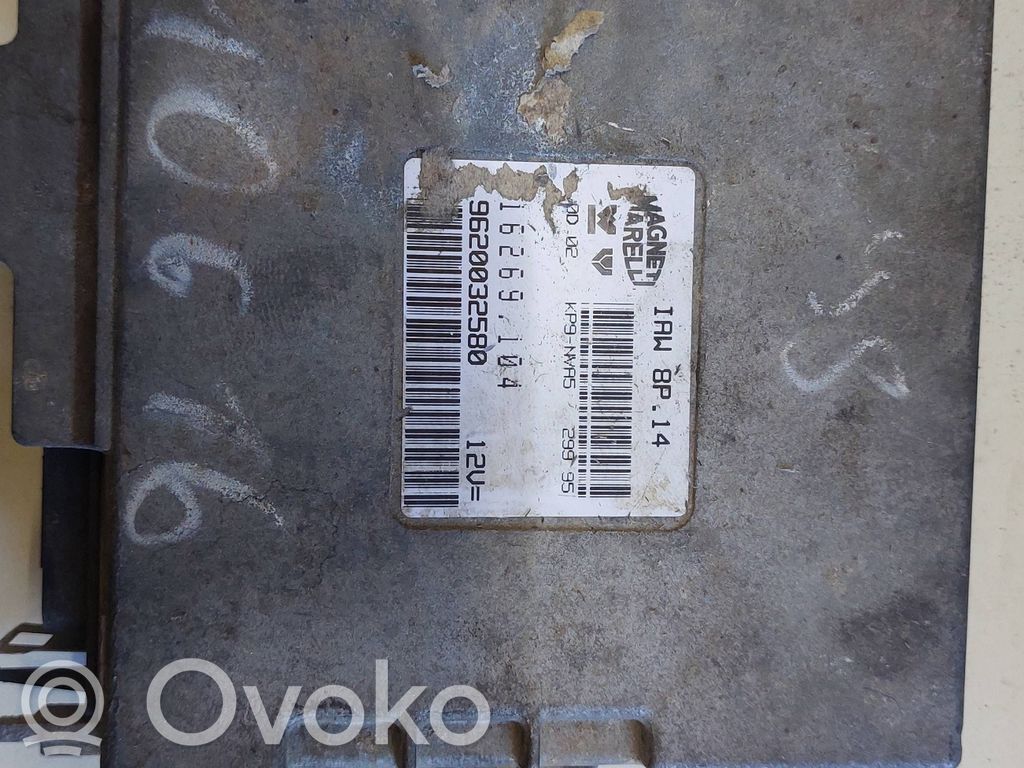 Peugeot 406 Engine control unit/module 
