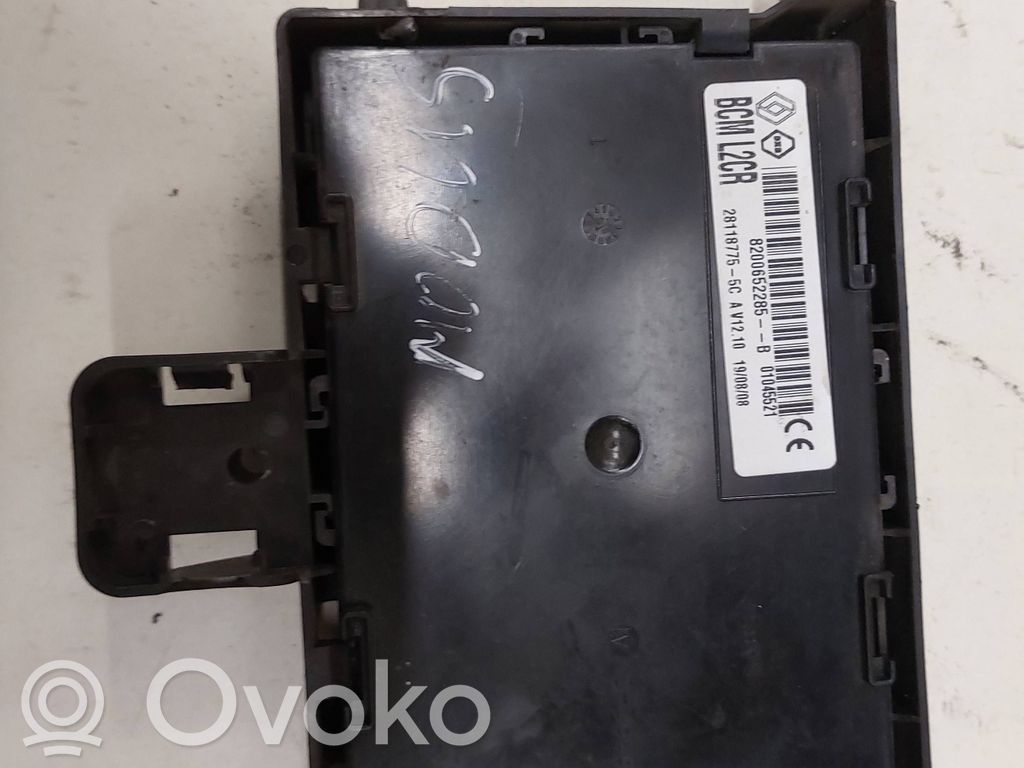 Moduł / Sterownik komfortu   8200652285,28118775,A01210,AV1210