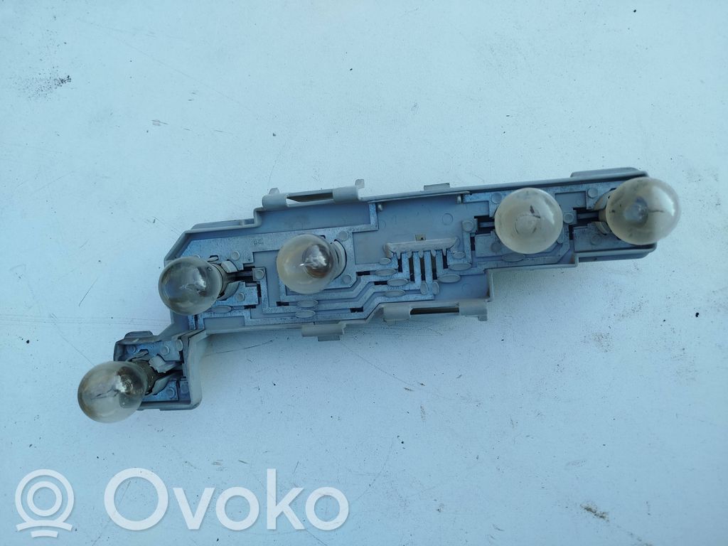 Opel Vectra C Galinio žibinto dangtelis (lizdas) 