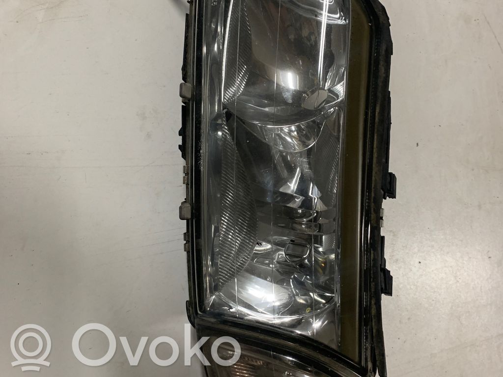 Volvo S80 Headlight/headlamp 