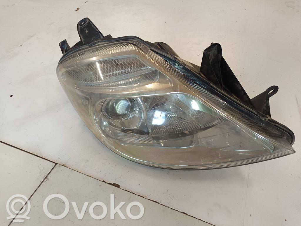 Citroen C8 Phare frontale 