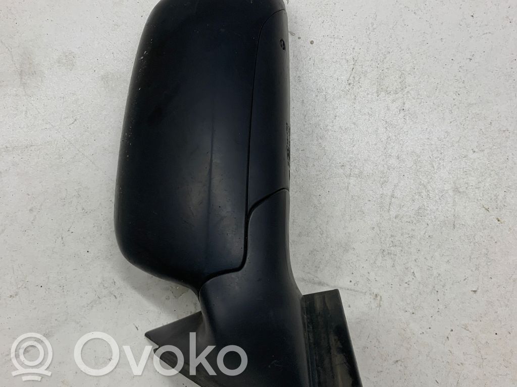 Audi A4 S4 B5 8D Elektryczne lusterko boczne drzwi przednich 