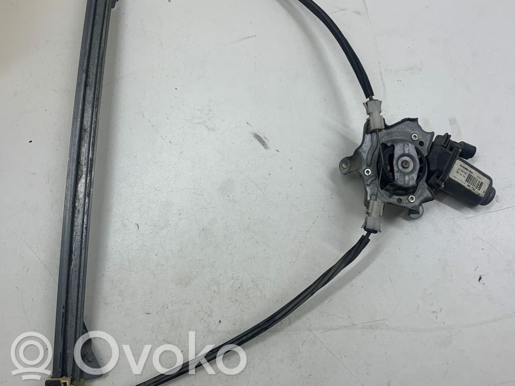 Renault Clio II Front door window regulator with motor 