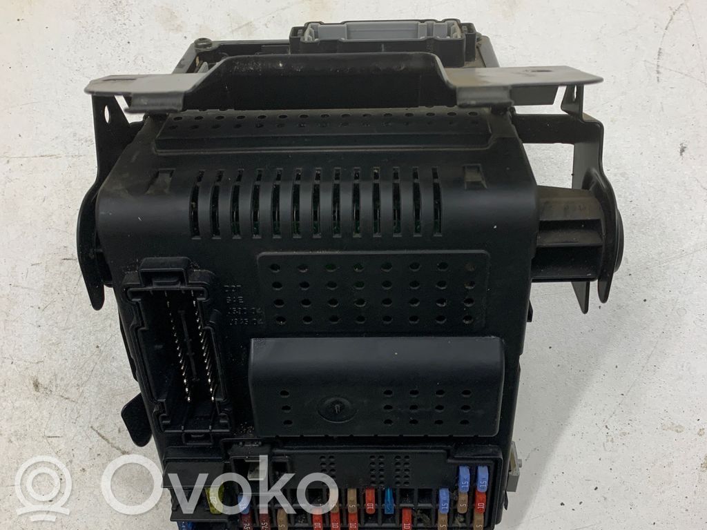 Volvo V70 Sulakemoduuli 