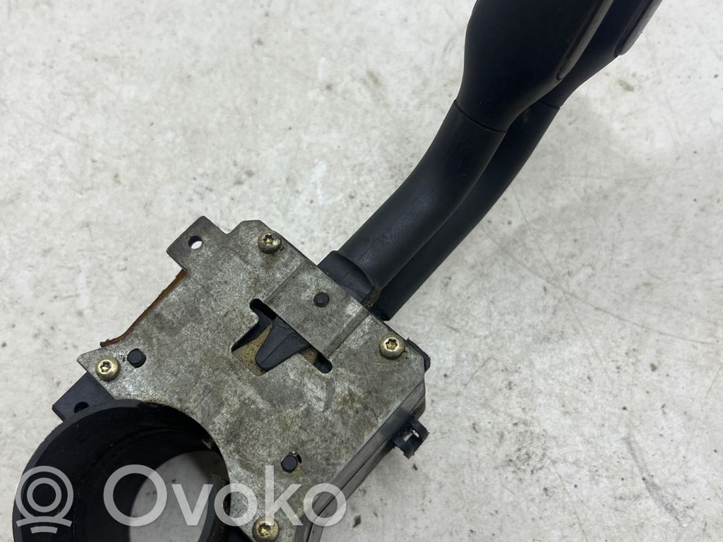 Audi 80 90 B3 Leva/interruttore dell’indicatore di direzione e tergicristallo 