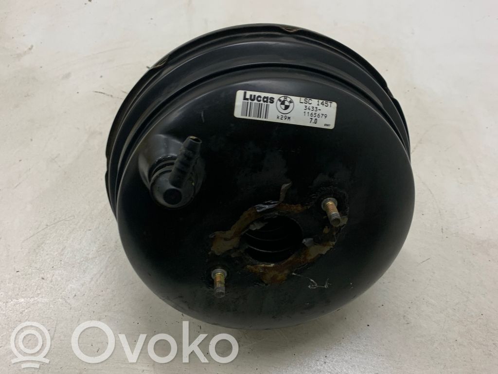 BMW 5 E39 Brake booster 