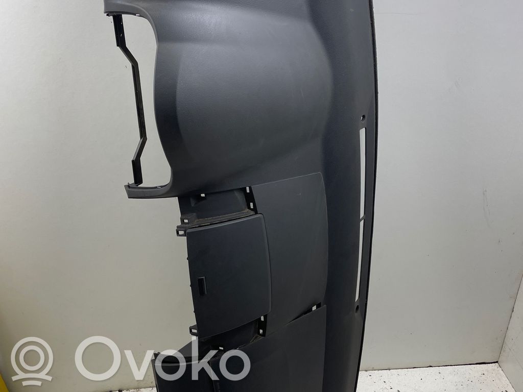 Toyota Corolla Verso AR10 Панель 