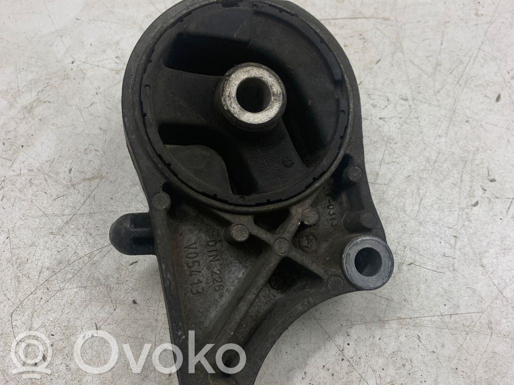 Opel Vectra C Engine mount bracket 