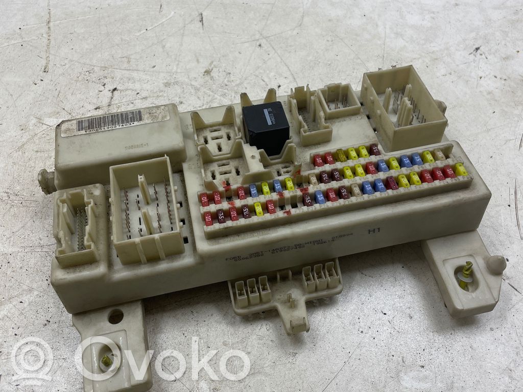 Ford C-MAX I Fuse module 