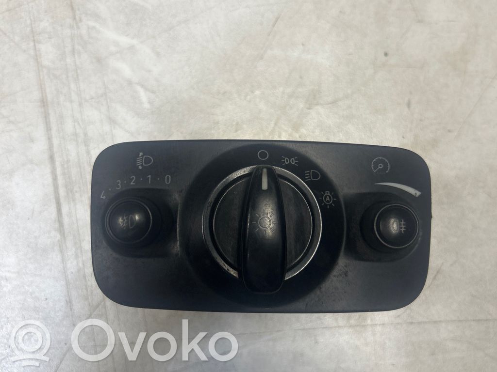 Light switch   04066444,6G9T13A024CA