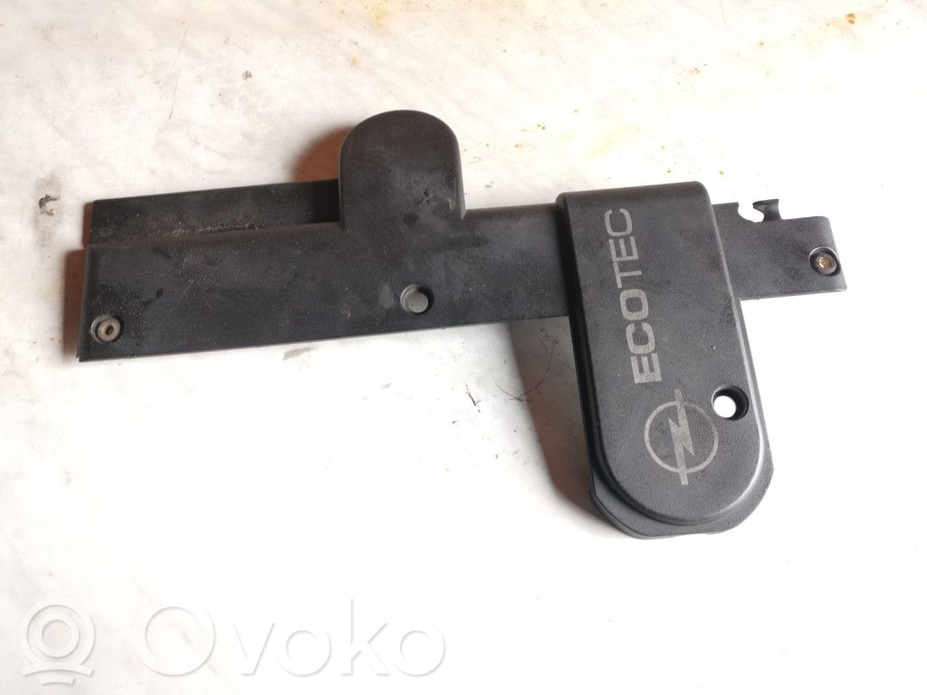 Opel Omega B2 Moottorin koppa 