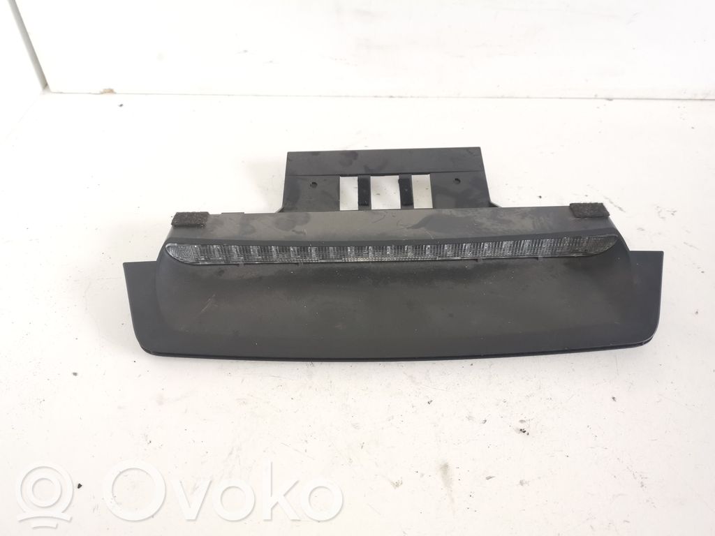 Volvo S80 Papildomas stop žibintas 