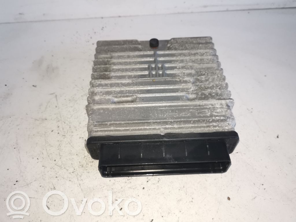 Ford Mondeo Mk III Engine control unit/module 