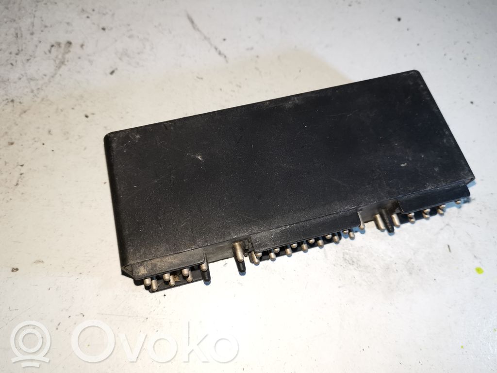 Mercedes-Benz E W124 Light module LCM 