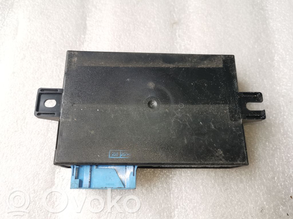 Unité de commande / module de régulateur de vitesse   65718352613,8352613