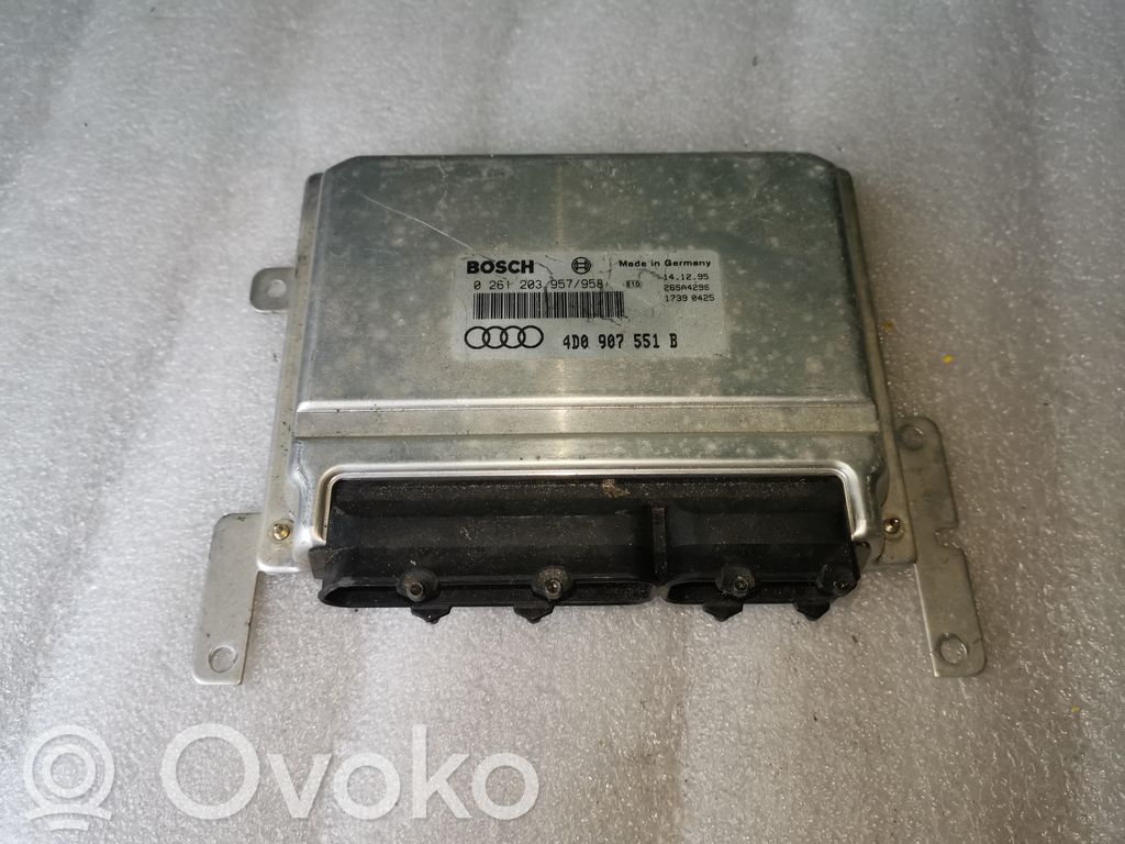 Engine control unit/module   4D0907551B,0261203957,0261203958