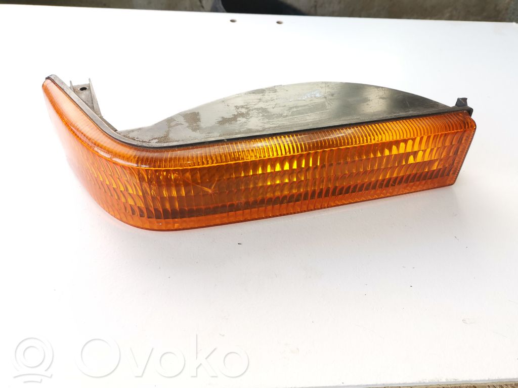 Jeep Grand Cherokee Front indicator light 