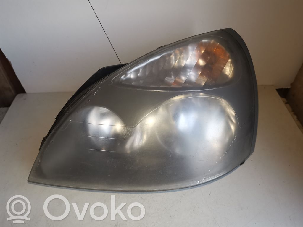 Renault Clio II Priekšējais lukturis 