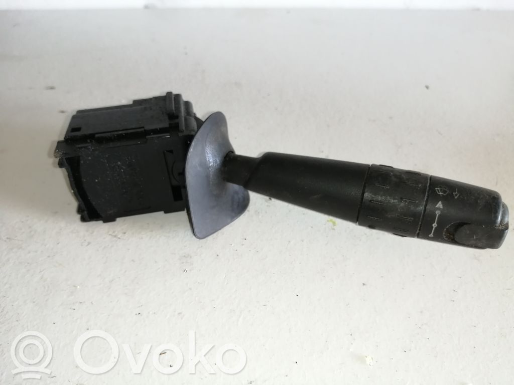 Peugeot 406 Wiper control stalk 