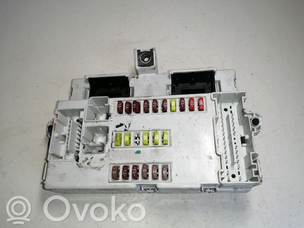 Alfa Romeo Giulietta Fuse module 