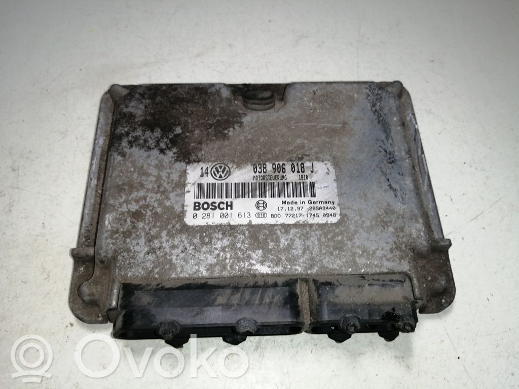 Volkswagen Golf IV Engine control unit/module 