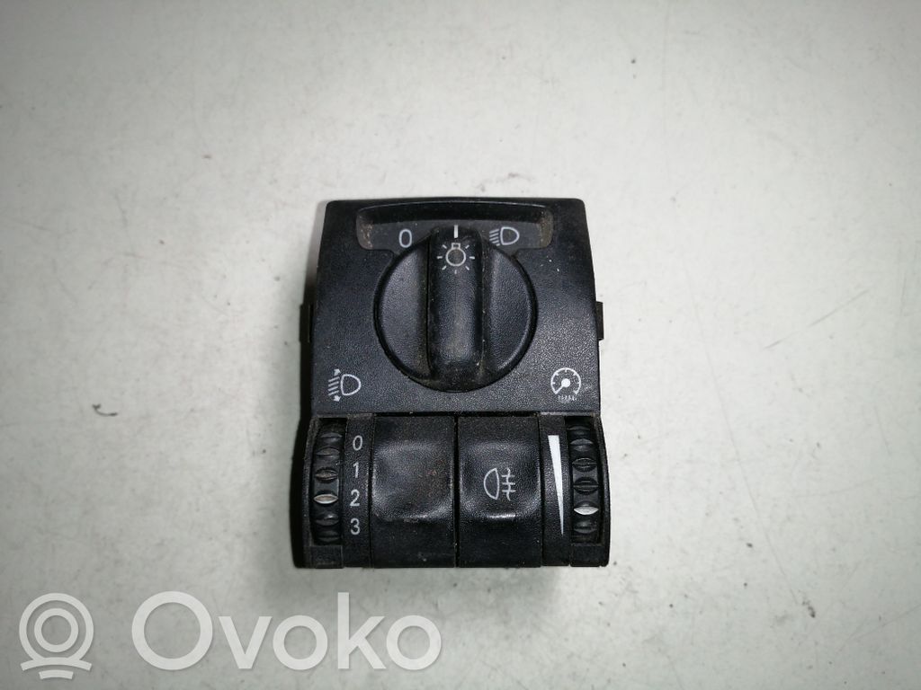 Opel Omega B1 Interruptor de luz 