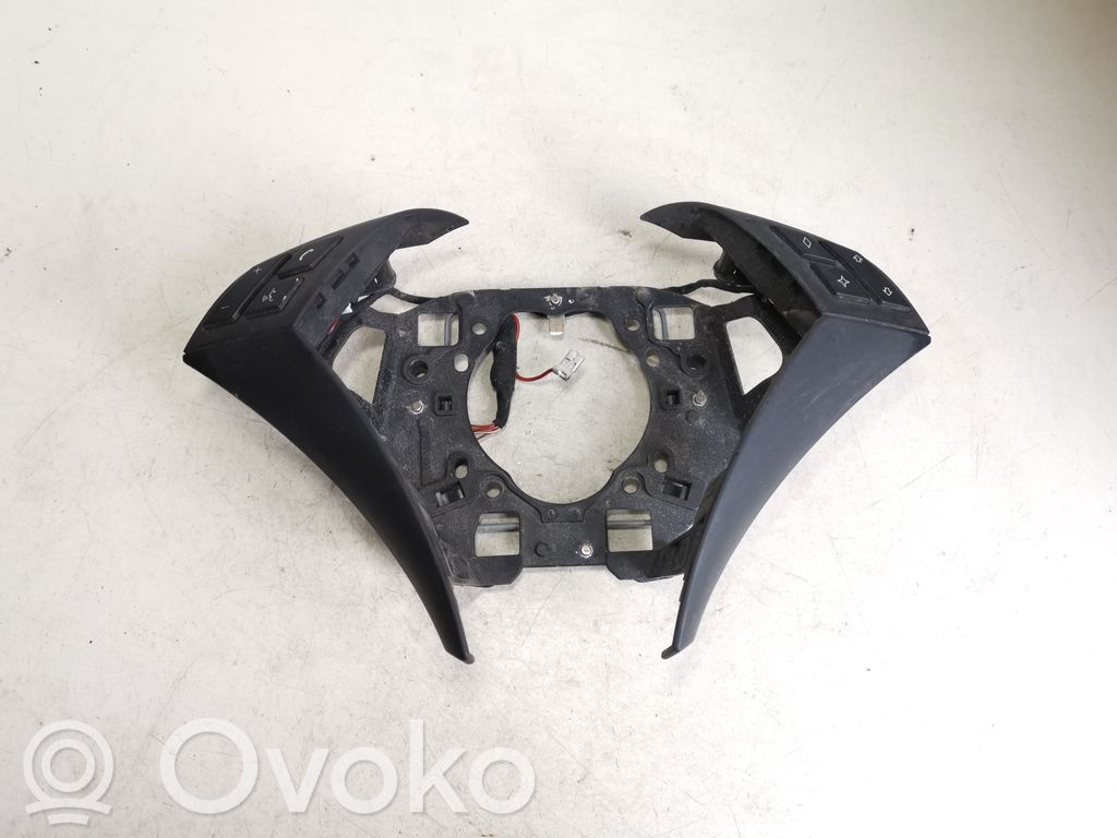 BMW 5 E60 E61 Steering wheel buttons/switches 