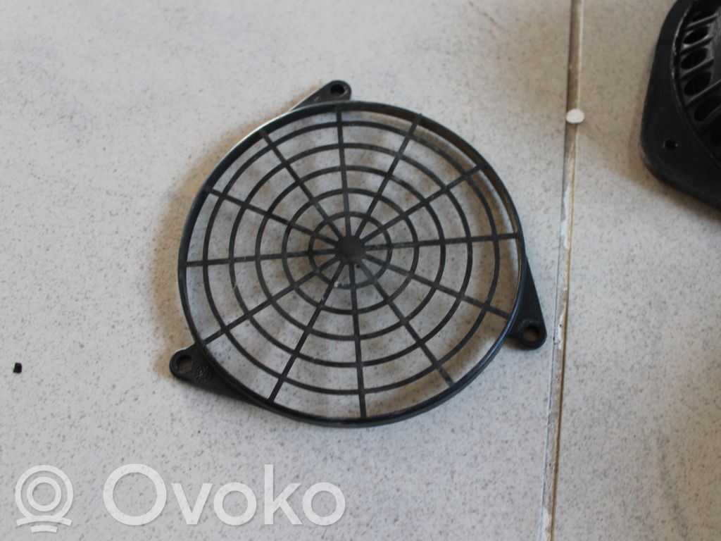Audi A6 S6 C4 4A Rejilla/moldura del subwoofer 