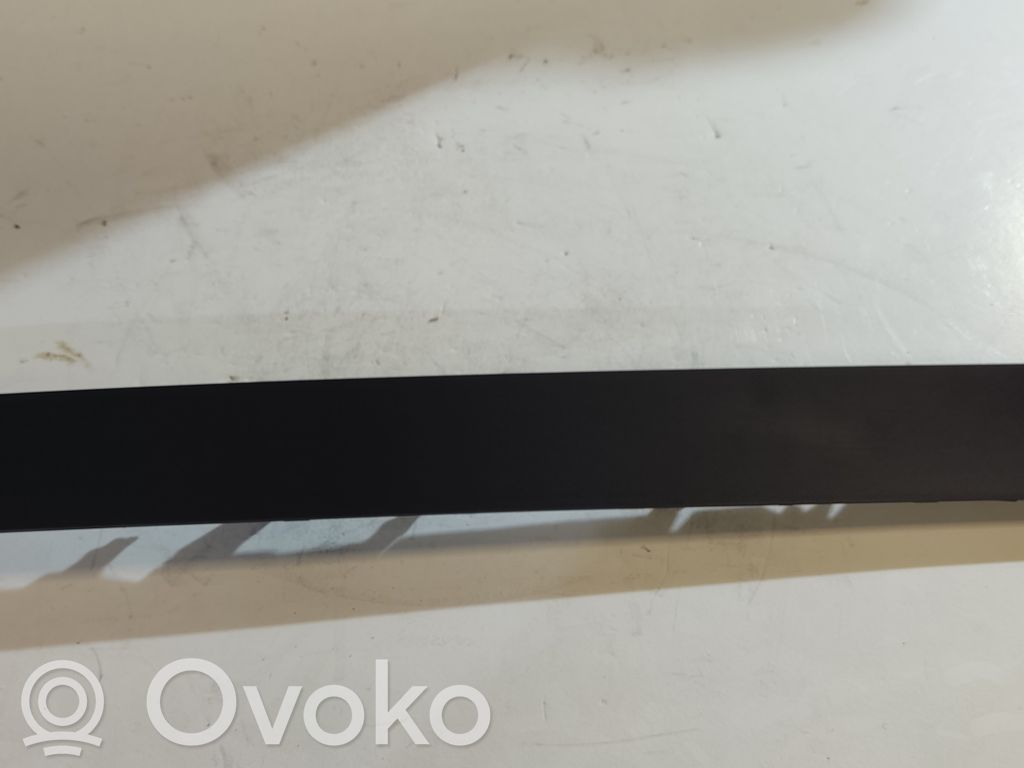 Volkswagen PASSAT B6 Ramka deski rozdzielczej 