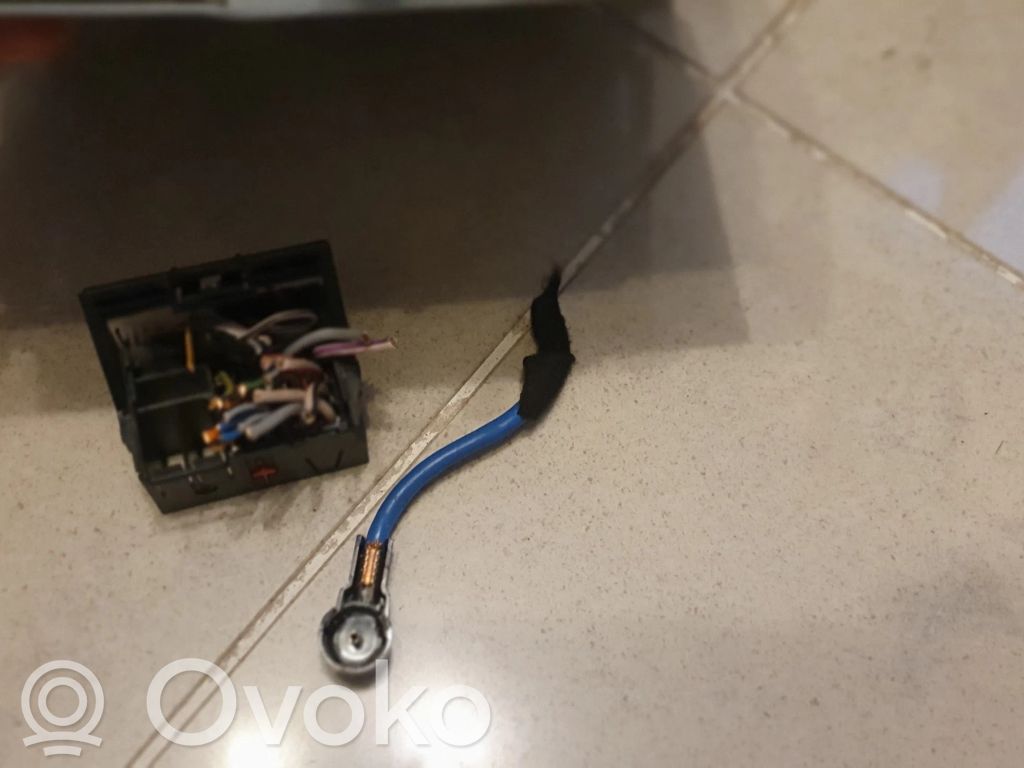 Ford Mondeo MK IV Sound system wiring loom 