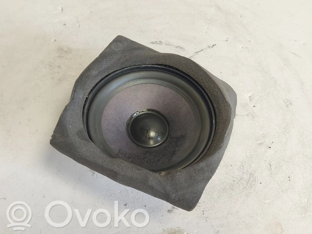 BMW 5 E39 Front door speaker 