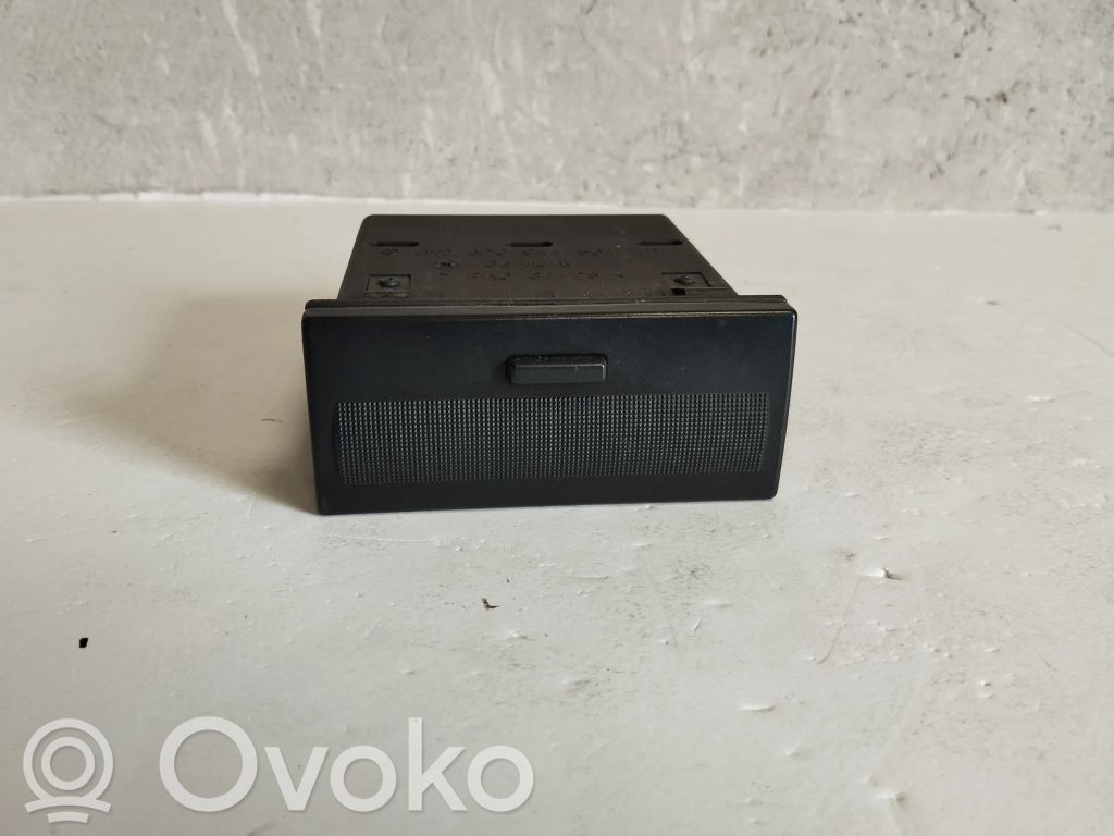 Audi A4 S4 B5 8D Compartimiento/consola central del panel 