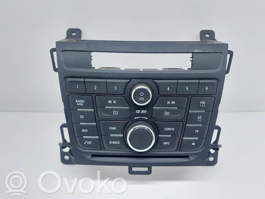 Opel Zafira C Panel radia 