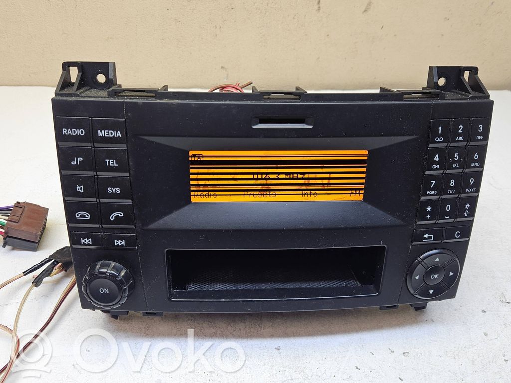 Mercedes-Benz Sprinter W906 Panel / Radioodtwarzacz CD/DVD/GPS 