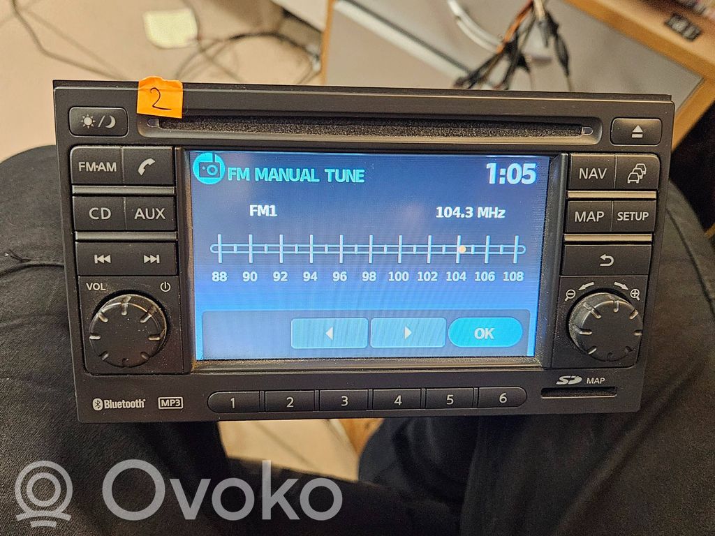 Nissan Qashqai Panel / Radioodtwarzacz CD/DVD/GPS 