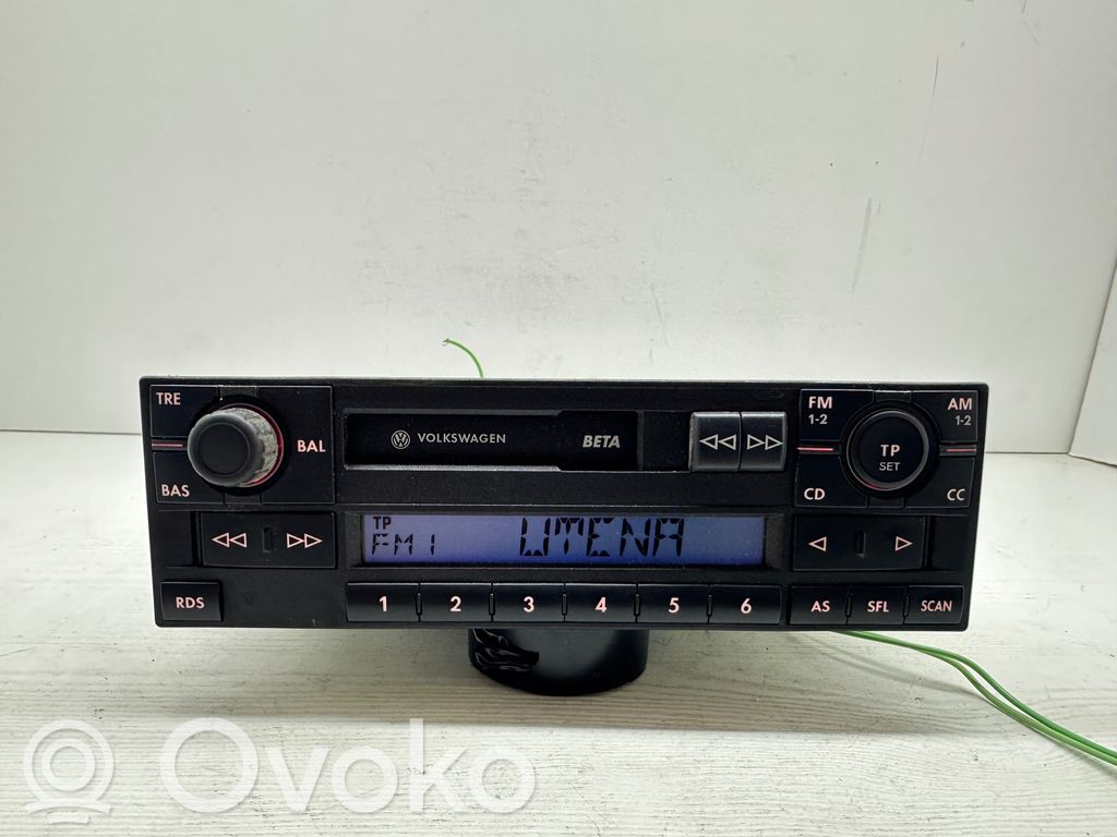 Volkswagen Polo IV 9N3 Panel / Radioodtwarzacz CD/DVD/GPS 
