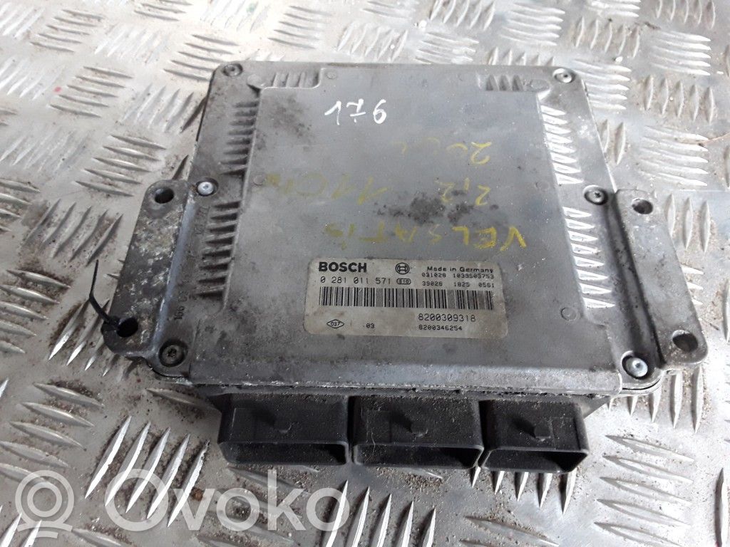 Unidad de control/módulo del motor   0281011571