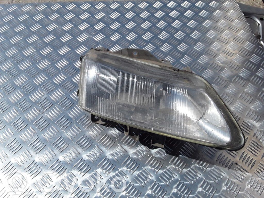 Renault Espace III Scheinwerfer 