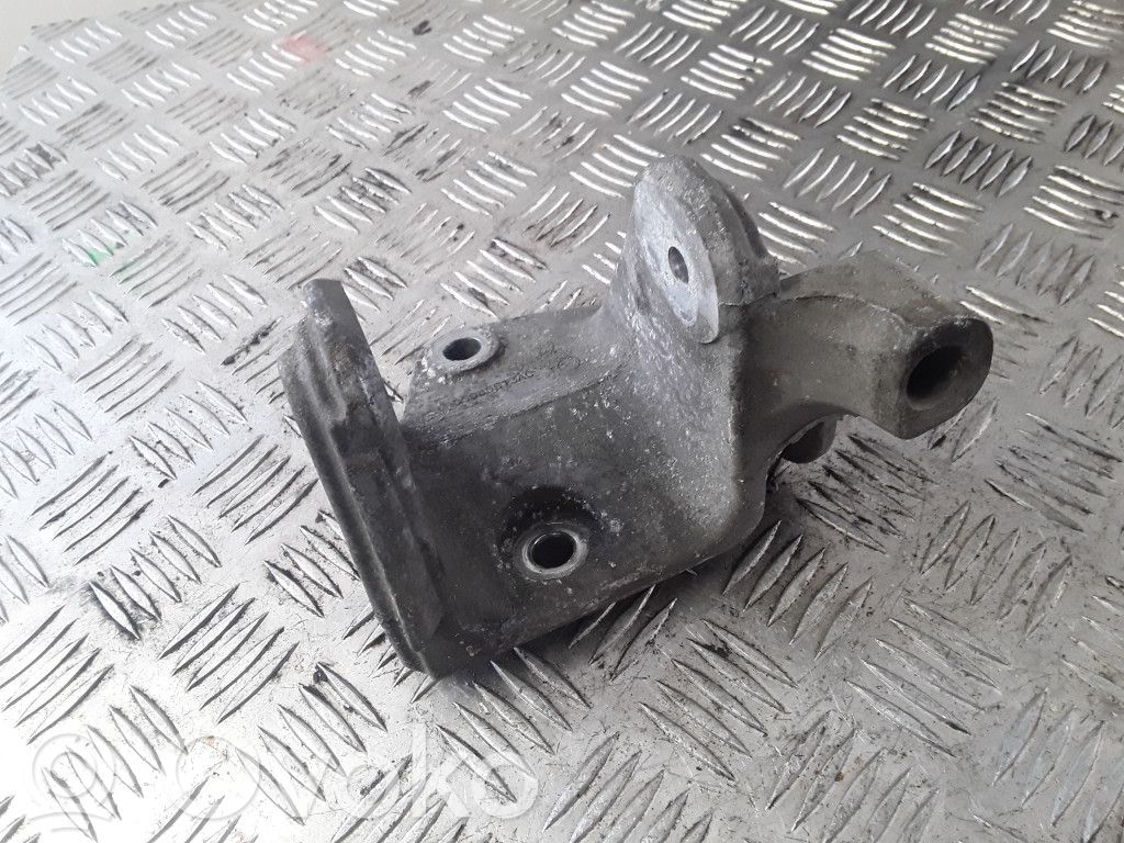 Dodge Journey Engine mounting bracket 