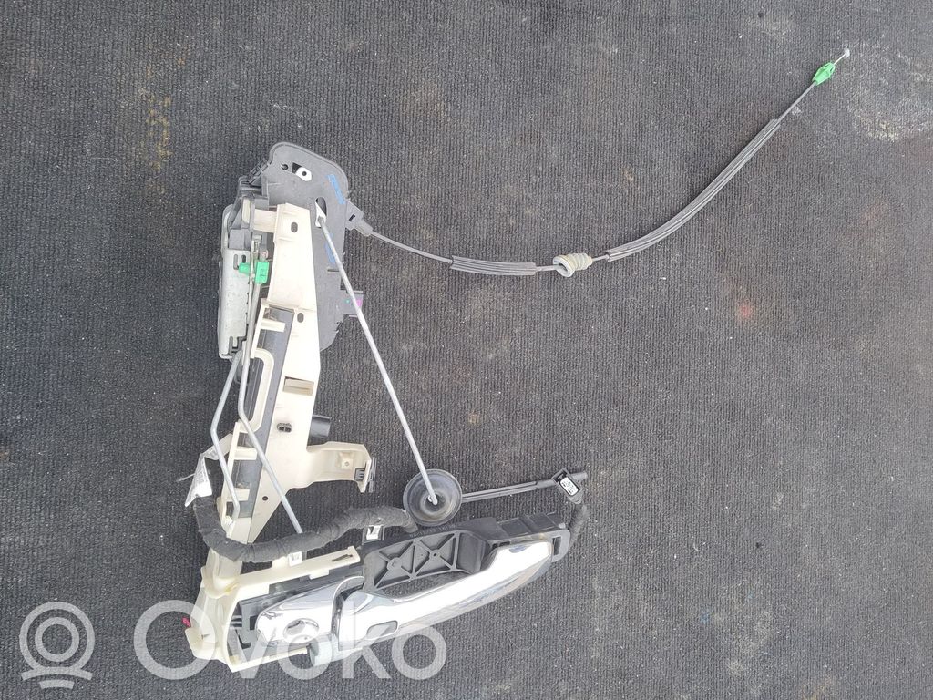 Ford Explorer V Front door lock 