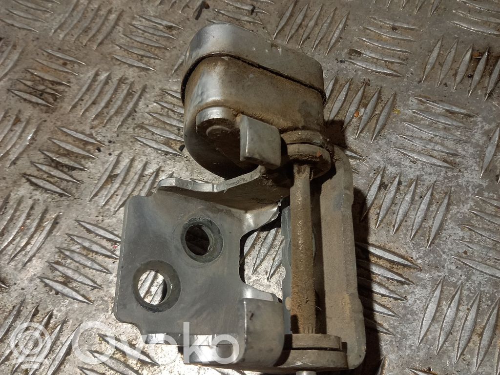 Etuoven pidätin   7908